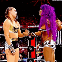 Sasha Banks Ronda Rousey GIF - Sasha Banks Ronda Rousey Holding Hands GIFs