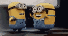 Minions Excited GIF - Minions Excited Freaking Out GIFs