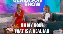 Kelly Clarkson Kelly Clarkson Show GIF - Kelly Clarkson Kelly Clarkson Show Real Fan GIFs