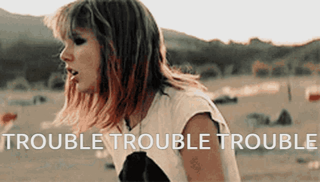 Taylor Swift - Introdução I Knew You Were Trouble #taylorswift