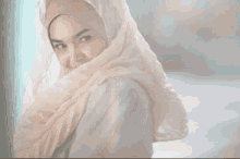 Siti Nurhaliza Stare GIF - Siti Nurhaliza Stare Happy GIFs