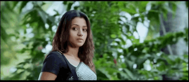 Vinnai Thandi Varuvaya Trisha... - $hivani Collections | Facebook