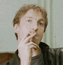 David Thewlis GIF - David Thewlis Smoking GIFs