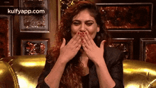 Gesture.Gif GIF - Gesture Celebrity Flying Kiss For You GIFs