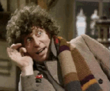 Fourth Doctor GIF - Fourth Doctor Wave GIFs