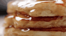 パンケーキ食べたい 朝ごはん　甘いもの　メイプルシロップ GIF - Pancake Maple Syrup GIFs