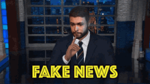 Fake News Talking GIF - Fake News Talking Not Real GIFs