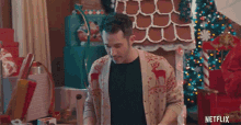 Present Gift GIF - Present Gift Wrapping A Gift GIFs
