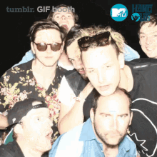 The 1975 GIF - Hangout The1975 Groupie GIFs