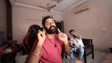Pointing Jasminder Singh GIF - Pointing Jasminder Singh Jaysn GIFs