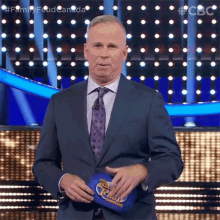 Thats You Family Feud Canada GIF - Thats You Family Feud Canada Pointing Out GIFs