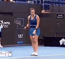 Aryna Sabalenka Underhand Serve GIF - Aryna Sabalenka Underhand Serve Tennis GIFs