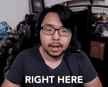 Right Here Here GIF - Right Here Here In Front Of You GIFs