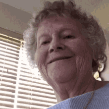 Grandma Smiling GIF - Grandma Smiling Happy GIFs