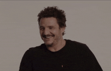 Pedro Pascal Knee GIF - Pedro Pascal Knee What Are You Talking About GIFs