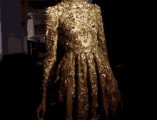 Gold GIF - Gold Golden Fashion GIFs