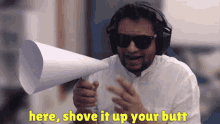 Hoezaay Shove It Up Your Butt GIF - Hoezaay Shove It Up Your Butt Here GIFs