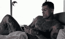 Using A Cellphone Stephen James GIF - Using A Cellphone Stephen James Stephen James Hendry GIFs