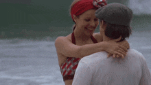 Happy Couple At The Beach Allie GIF - Happy Couple At The Beach Allie Noah GIFs