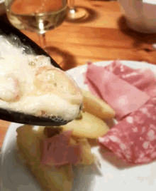 Raclette Cheese GIF - Raclette Cheese Savoie GIFs
