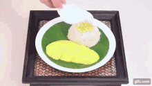 ข้าวเหนียวมะม่วง GIF - Thai Mango Sticky Rice Mango With Sticky Rice Thai Dessert GIFs