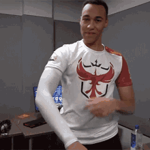 Flex Look At This GIF - Flex Look At This Strong GIFs