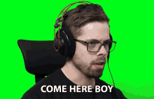 Come Here Boy Get Over Here GIF - Come Here Boy Get Over Here Come On GIFs