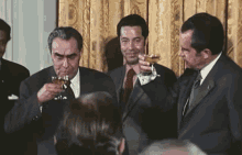 Richard Nixon Leonid Brezhnev GIF - Richard Nixon Leonid Brezhnev Potus GIFs