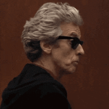 Peter Capaldi Doctor Who GIF - Peter Capaldi Doctor Who Doctor Disco GIFs