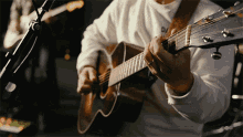 Plucking A Guitar Chris Carrabba GIF - Plucking A Guitar Chris Carrabba Dashboard Confessional GIFs