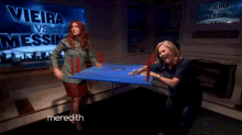 Debra Messing Is Seriously Competitive When She'S Up Against Meredith Vieira GIF - Meredith Vieira Debra GIFs
