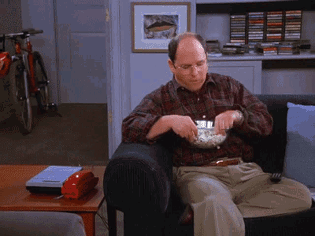 I'M Out George Costanza GIF by simongibson2000 - Find & Share on GIPHY