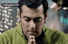 Praying.Gif GIF - Praying Praying Hands Salman Khan GIFs