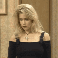 pout kelly bundy christina applegate married with children scowl