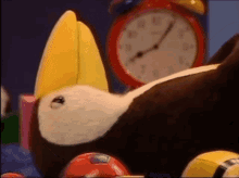 Paz The Penguin Looking At Time GIF - Paz The Penguin Looking At Time Bored GIFs