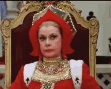 The Queen Of Hearts Alice In Wonderland GIF - The Queen Of Hearts Alice In Wonderland 1985 GIFs