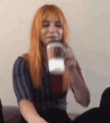Hayley Drinking Hayley Williams GIF - Hayley Drinking Hayley Williams Hayley From Paramore GIFs