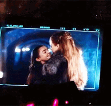 Sansa And Arya Stark Kiss GIF - Sansa And Arya Stark Kiss Got GIFs