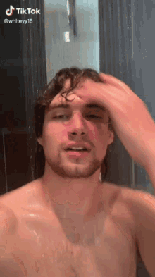 William White Whiteyy18 GIF - William White Whiteyy18 Shower Time GIFs