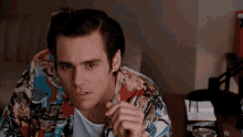 Ace Ventura Seed GIF - Ace Ventura Seed Eating GIFs