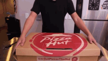 Pizza Hut Pizza Box GIF - Pizza Hut Pizza Box Giant Box GIFs