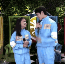 Andrea Abaya Kodrea GIF