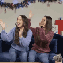 Clapping Veronica Merrell GIF - Clapping Veronica Merrell Vanessa Merrell GIFs