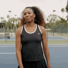 Serena Williams I Dont Know GIF - Serena Williams I Dont Know Shrugs GIFs