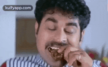 Eating.Gif GIF - Eating Suraj Venjaramoodu Malayalamyavi GIFs