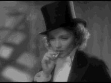 Arjan1982 Marlene Dietrich GIF - Arjan1982 Marlene Dietrich Classic Movie GIFs