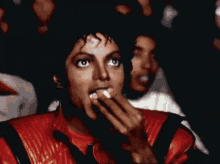 Râleurs Popcorn GIF - Râleurs Popcorn Michael Jackson GIFs