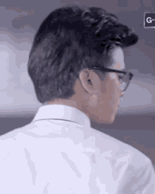 Nonttanont Look Back GIF - Nonttanont Look Back What GIFs