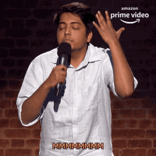 Akash Gupta Paneer GIF - Akash Gupta Paneer Mmm GIFs