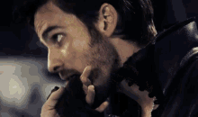 Captain Hook Swan GIF - Captain Hook Swan Once Upon A Time GIFs